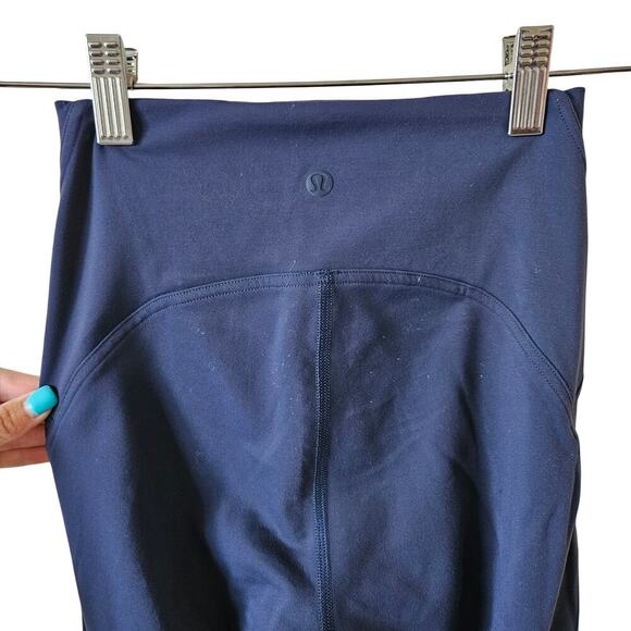 Lululemon Instill High-Rise Tight 25"
True Navy 2 - Picture 3 of 8